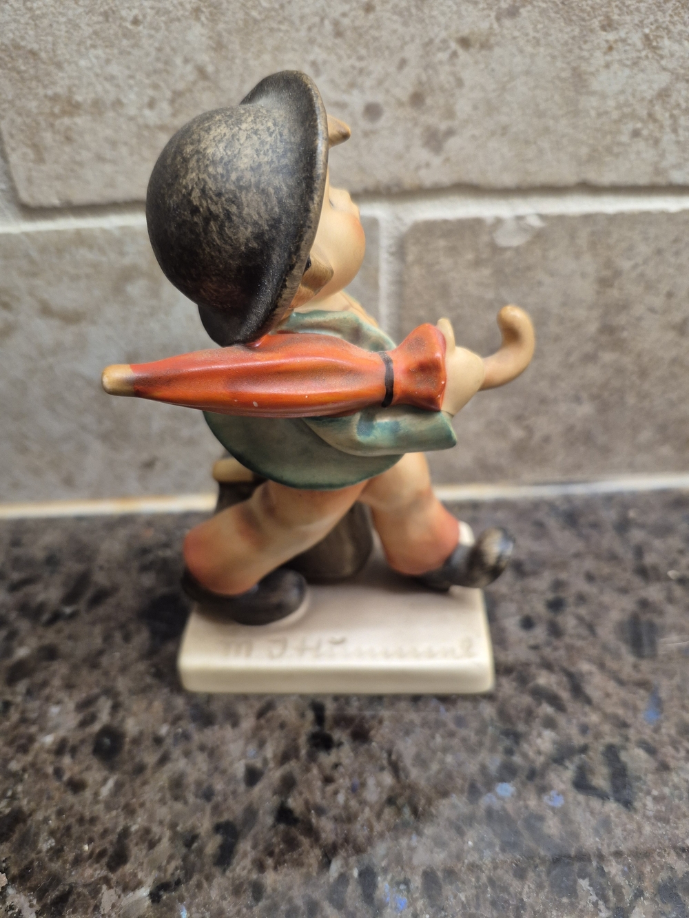 Goebel‎ Hummel Germany Vintage Collectible Figurine Merry Wanderer EUC